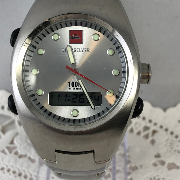 quicksilver surf watch